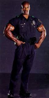 Apparently he was driving through dalworthington gardens, tx on his way back to arlington when he was pulled over for speeding. Ronnie Coleman 081 Built Report