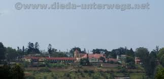 It is surrounded by rwanda, tanzania and the democratic republic of the congo. Grenze Burundi Ruanda Dani Und Didi In Afrika