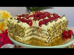 Recette De Russe Pistache Aux Framboisesوصفة و لا اروع لكعكة الفسدق Youtube Food Desserts Baking