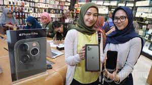 May 25, 2021 · daftar harga iphone 7 di mtc makassar. Daftar Harga Iphone Terbaru Februari 2020 Iphone 7 Plus Turun Hanya Rp 5 Jutaan Gimana Iphone 11 Tribun Timur