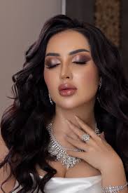 مجلة هي | أجمل ألوان المكياج الأكثر تألقا لعروس 2024 مع خبيرة المكياج  السعودية "منال الفوزان"