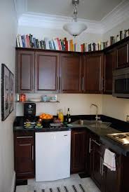 Kitchen tops kitchen shelves kitchen pantry kitchen hacks kitchen storage kitchen ideas kitchen cabinets bathroom inspiration cocina martha's top kitchen organizing tips. Kitchen Gallery 10 Recently Inspiring Rental Kitchens Above Kitchen Cabinets Kitchen Cabinets Decor Rental Kitchen
