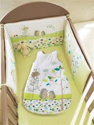 Tour De Lit Bebe Brode Pic Nic Vert Vertbaudet Tour De Lit Bebe Idee Chambre Bebe Deco Chambre Garcon