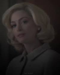 me too Eileen, me too. #elieen #elieenedit #annehathawayedit #aneehathaway  #rebecca #rebeccaedit