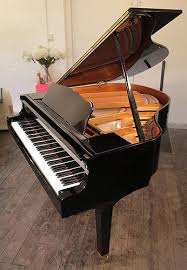 Black Baby Grand Piano For Sale Uk A 1975 Yamaha Ga1 Baby Grand Piano For Sale With A Black Case And Polyester Finish Yamahapiano Http Www Besbrodepi Piano For Sale Piano Baby Grand Pianos