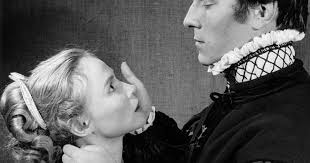 To be a Hamlet is a daunting task