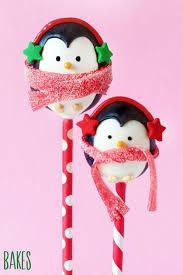 I got the idea based on a recipe i wanted to try, and found these in this wonderful shop on etsy. 30 Best Christmas Cake Pops Easy Christmas Cake Pop Recipes