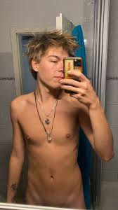 twinkhhboy @gaytwinkhh - Twitter Profile | Sotwe