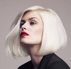 Il caschetto lungo è il taglio capelli che non stanca mai, che sia scalato, mosso o con frangia. 1001 Idee Per Caschetto Lungo Acconciature Capelli