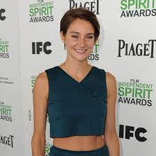 During a recent interview with shape magazine, woodley revealed she moved in with rodgers during the height of the coronavirus pandemic. Shailene Woodley Tonerde Zur Entgiftung Bunte De