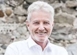 BÄR BAU AG: Sanierungen, Umbauten und Anbauten