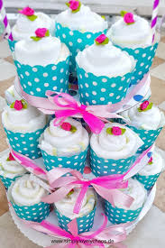 Hier sollten sie jedoch vorzugsweise wissen, was bereits vorhanden ist bzw. Hallo Baby Windel Cupcakes Geschenk Zur Geburt Simplylovelychaos Geschenke Zur Geburt Basteln Geschenke Zur Geburt Madchen Geschenke Zur Geburt Junge