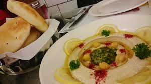 To have a better view of the location restoran al diafah مطعم الضيافة, pay attention to the streets that are located nearby: Middle Eastern Cuisine Al Diafah A Totally New Dining Experience Greg Lee Rocks