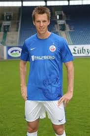 Sammeln und tauschen von fußball trikot pins. Hansa Rostock Stellt Neues Heim Trikot Vor Rostock Heute