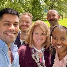 Five have a wonderful time in Devon… 😘 Here we are getting close to mid  summer and what an amazing place to celebrate nature in all its glory. Seen  here, Ernesto, Rob,