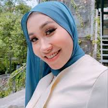 Aishah Abdullah (aishahabd1996)