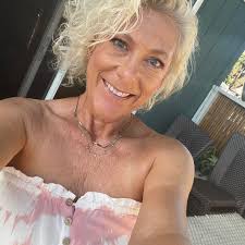 Why is my D3 Evolution golf cart making noise when accelerating?