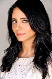 Dina Wilson's Instagram, Twitter & Facebook