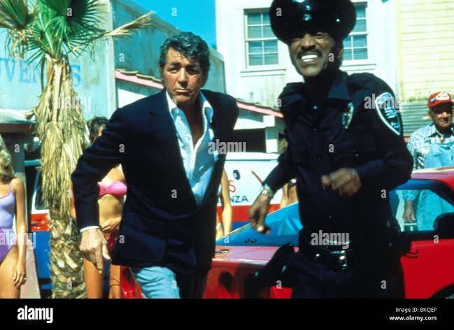 CANNONBALL RUN II (1984) CANNONBALL RUN 2 (ALT) DEAN MARTIN, SAMMY DAVIS JR  CBR2 009 Stock Photo - Alamy