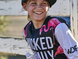 Dana Raynor's Instagram, Twitter & Facebook