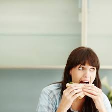 Wenn du viele ballaststoffe mit deiner alltäglichen ernährung zu dir nimmst, beugst du vielen krankheiten vor, darunter auch krebs, und erzielst eine lange sättigung. Ballaststoffreichen Lebensmittel Die Schlank Tabelle