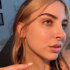 Grace Corbin's Instagram, Twitter & Facebook