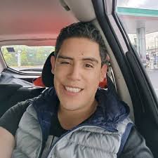 Roberto Albarran (@Roberto93411749)