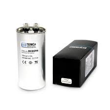 Starting capacitors differ from run capacitors by their relative capacitance value being much higher for a given physical size. Temco Motor Run Capacitor Rc0096 100 Mfd Uf 370 440 V Vac Volt 100 Uf Round Hvac Temco Ac Electric By Temco Amazon In