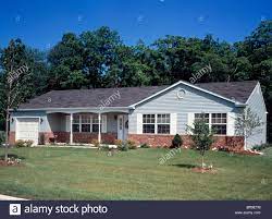 Ranch Stil Haus Stockfotos Und Bilder Kaufen Alamy