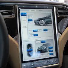 Another nice software feature would allow the screen to be split into 3s, the left panel stays the same but the right is split horizontally to allow full. Nhtsa Investigating Tesla Model S Infotainment Screen Problems