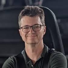 Eric Hauenstein (@EricGHauenstein)