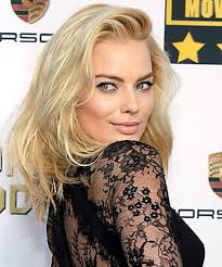 Margot Robbie falls for local lad