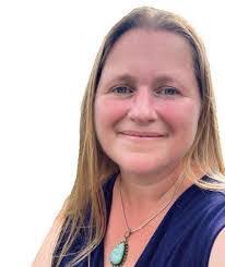 Tina Streit's Instagram, Twitter & Facebook