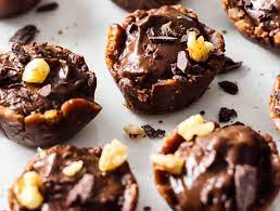 Mini Chocolate Avocado Pudding Pies Recipe Protein Bars Vegan Dessert Recipes Easy Avocado Chocolate Pudding Avocado Pudding