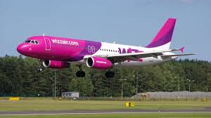 Confronta i prezzi delle principali destinazioni di wizz air e prenota direttamente senza costi aggiuntivi. Wizz Air To Open Air Base In Iasi Next Year Will Introduce Five New Routes The Romania Journal