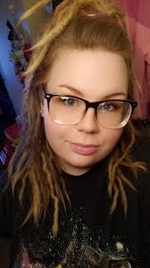 Hellow my fellow dreadheads, all are doing well hopefully ❤️ I have been  wondering if it's just me or do others also felt when their dreadlocks  matured ? I'm 7 months in