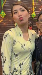 Dec 24, 2018 · 5 artis malaysia berpakaian seksi yang tular di tahun 2018. 27 Artis Melayu Ideas Beautiful Hijab Girl Hijab Women