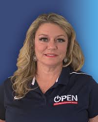 Melanie.Lynch.headshot