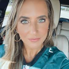 Kathryn Nowak's Instagram, Twitter & Facebook