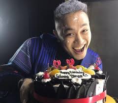 Ya sebesar manusia dewasa kurang lebihnya, namun namanya juga bayi, tetap lucu dan menggemaskan sih. Foto Ultah Di Hari Kemerdekaan Gilang Dirga Minta Diberi Ucapan Selamat Okezone Celebrity