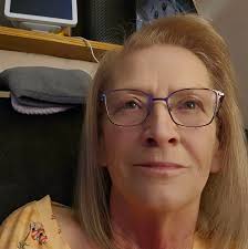 Leland with his daughter Leiah and wife Jamie Chapman This photo was taken  this summer Super nice family ! #dogthebountyhunter