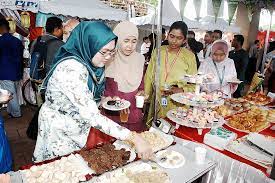 Atas sebab yang tidak mampu dielakkan, kami. Kkmm Album Majlis Sambutan Hari Raya Aidilfitri Kementerian Komunikasi Dan Multimedia Di Dataran Gemilang Putrajaya Pada 20 Jun 2019 Image Majlis Sambutan Hari Raya Aidilfitri Kementerian Komunikasi Dan Multimedia