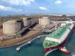 Tehran has warned the United States that it will respond if there are any  new attacks on its oil facilities on Kharg Island, Iranian Armed Forces  spokesman Abu al-Fazl Shekarchi told Tasnim