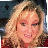 Gina Rice's Instagram, Twitter & Facebook