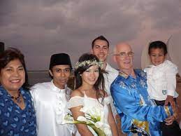 Malique and melissa were happily joined as husband and wife. Isteri Malique Melissa Maureen Dirompak Dicabul