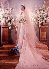 Commissioned by queen mary from e. The Royal Order Of Sartorial Splendor Wedding Wednesday Alice Duchess Of Gloucester S Gown