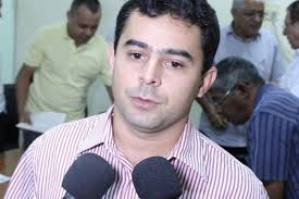 Justiça indisponibiliza bens de Eric Costa