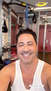 Darren Clay's Instagram, Twitter & Facebook