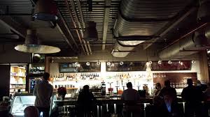 Exuberant and unapologetically southern, houston surprisingly represents the most ethnically diverse area in the u.s.! The 10 Best Bars In Downtown Houston