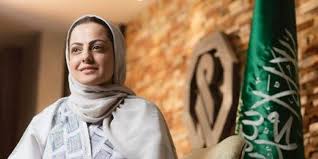 أخيرا وقع الاختيار على رانيا نشار بعد ان تمكنت من اثبات كفائتها للمجموعة وللعالم حيث ظهرت امكانيتها الادارية والفنية في القطاع. ØµÙ†ÙØª Ù†Ø´Ø§Ø± ÙƒÙˆØ§Ø­Ø¯Ø© Ù…Ù† Ø£ÙƒØ«Ø± Ø§Ù„Ø³ÙŠØ¯Ø§Øª ØªØ£Ø«ÙŠØ±Ø§ ÙÙŠ Ù¢Ù Ù¢Ù  Ù…Ù† Ù‡ÙŠ Ø±Ø§Ù†ÙŠØ§ Ù†Ø´Ø§Ø±